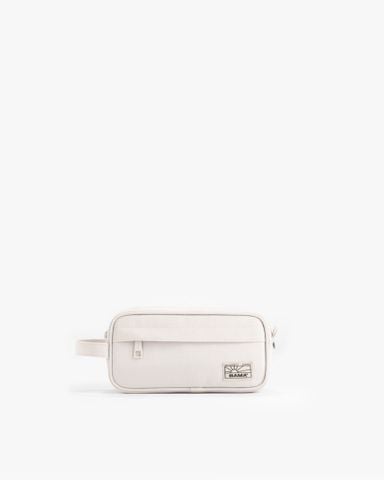 POUCHES