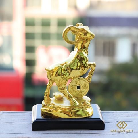 Tượng Dê vàng Thịnh Vượng
