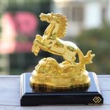 Tượng Ngựa đúc bằng đồng mạ vàng