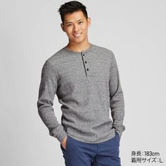 Áo thun nam cổ tròn có khuy Uniqlo 418700