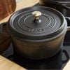 Nồi gang tròn Staub Cocotte Black 24 cm - 3,7L màu đen - made in France