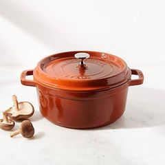 Nồi tròn Staub Cocotte Cannelle Cinnamon 28 cm màu cam quế