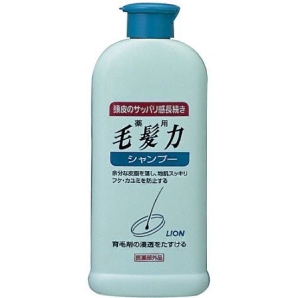 Dầu gội chống rụng tóc thảo dược Lion Nhật Bản