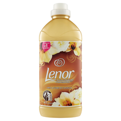 Nước xả vải Lenor Ammorbidente 1.05 lít