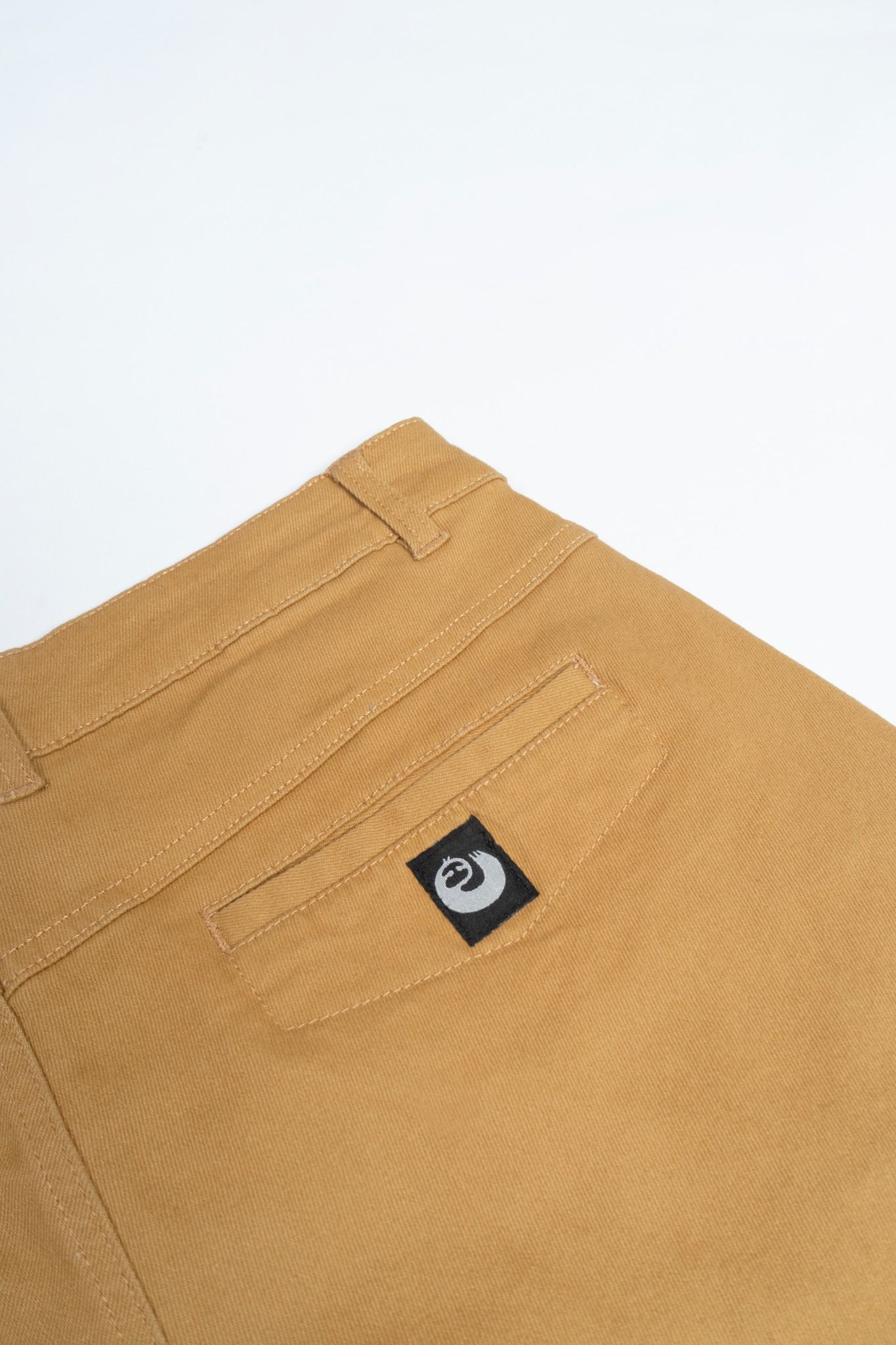  DARKBEIGE BASIC CHINO PANTS 