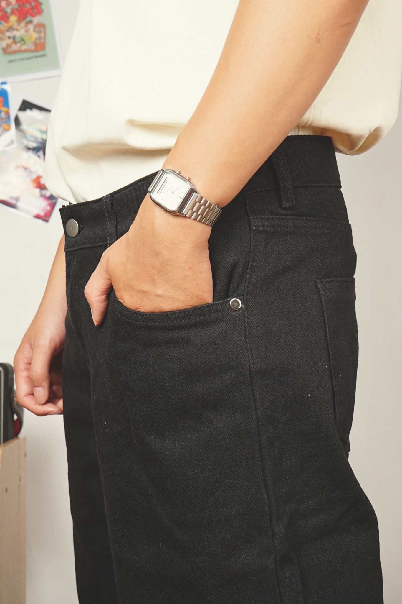  BLACK RELAXED FIT JEANS 