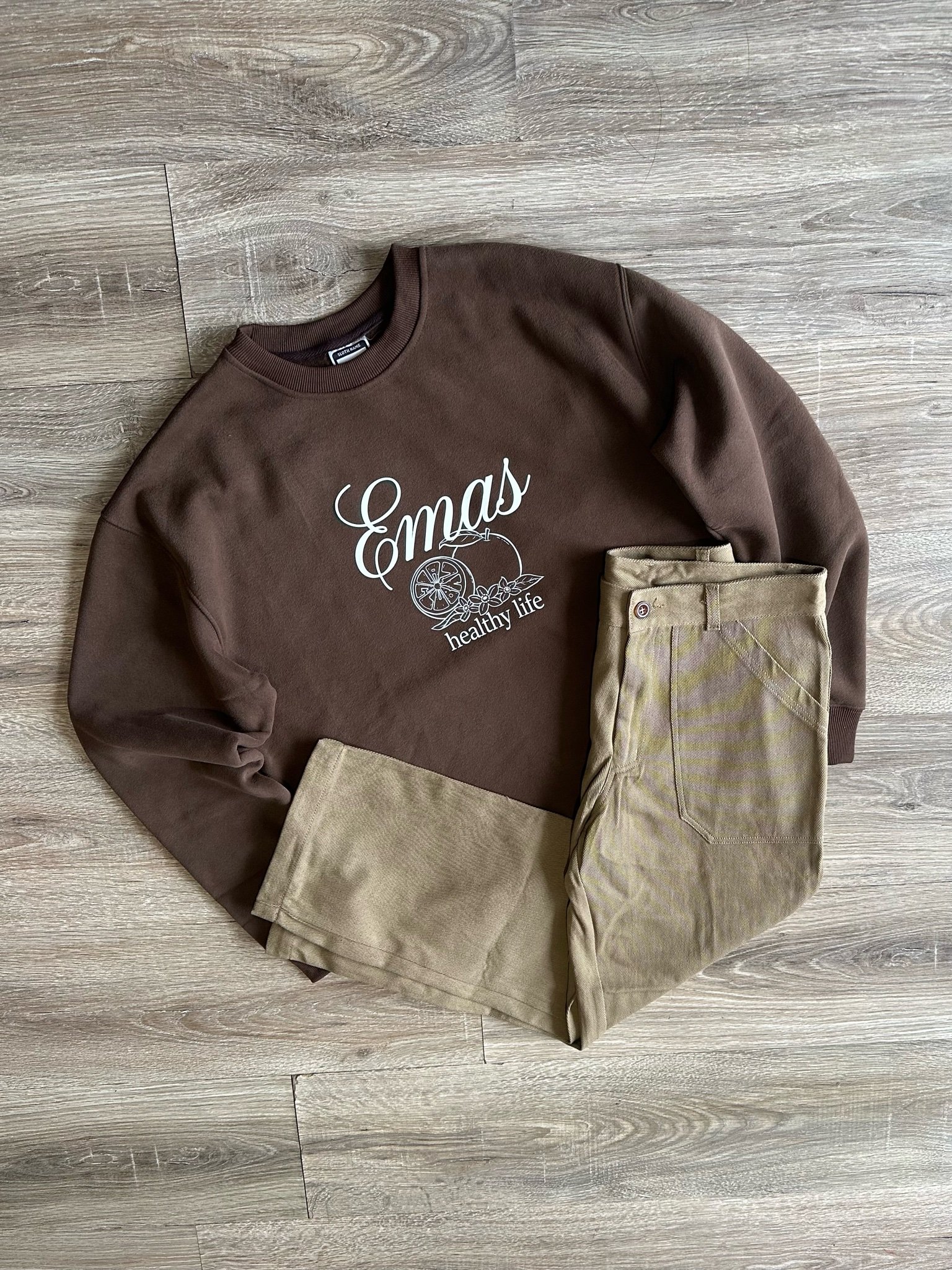  BROWN ORANGE SWEATSHIRT 