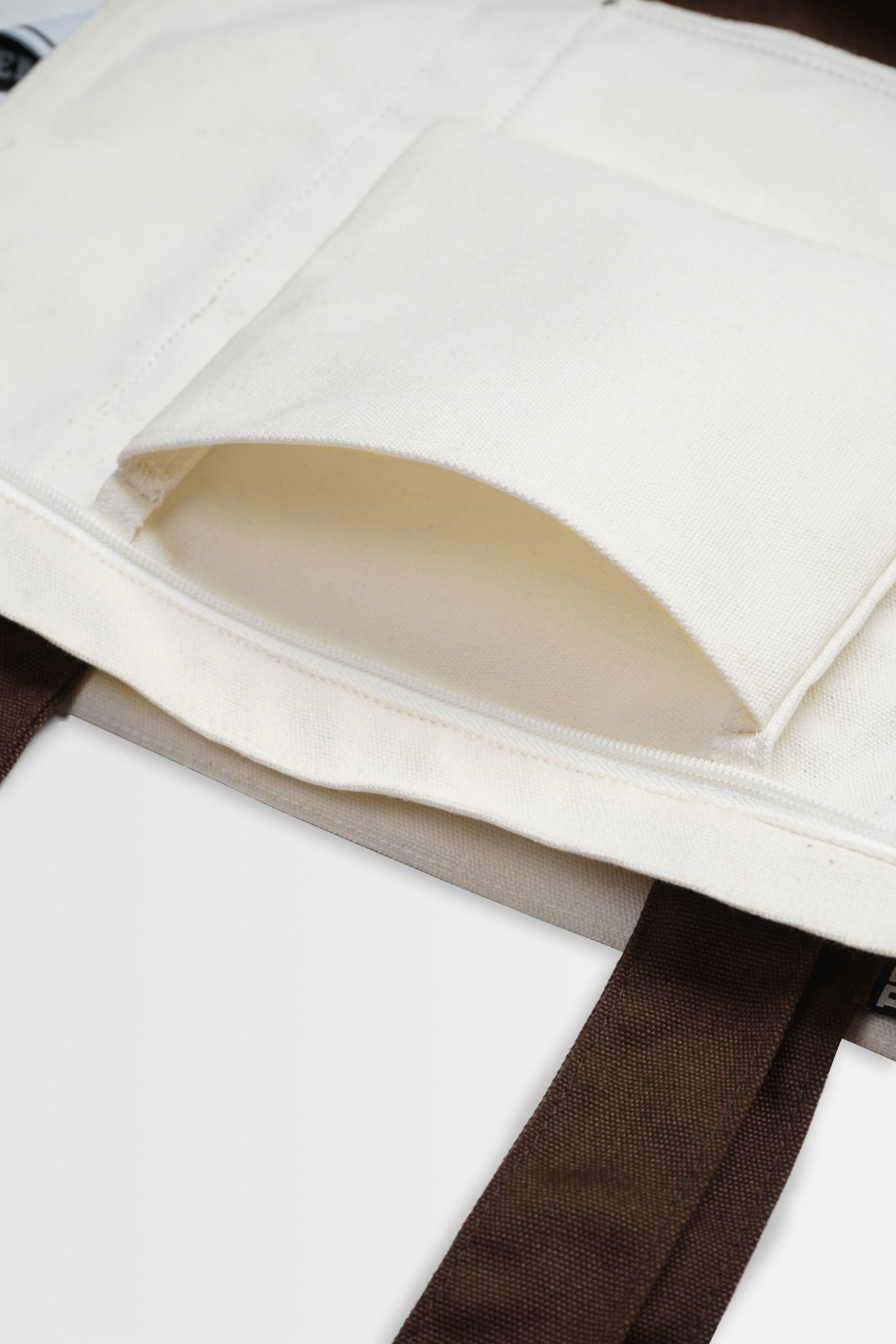  WHITEBROWN TOTE BAG 