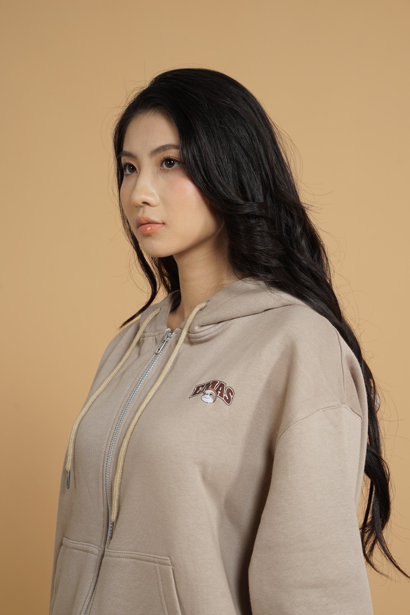  BEIGE SLOTHFACE HOODIEZIP 