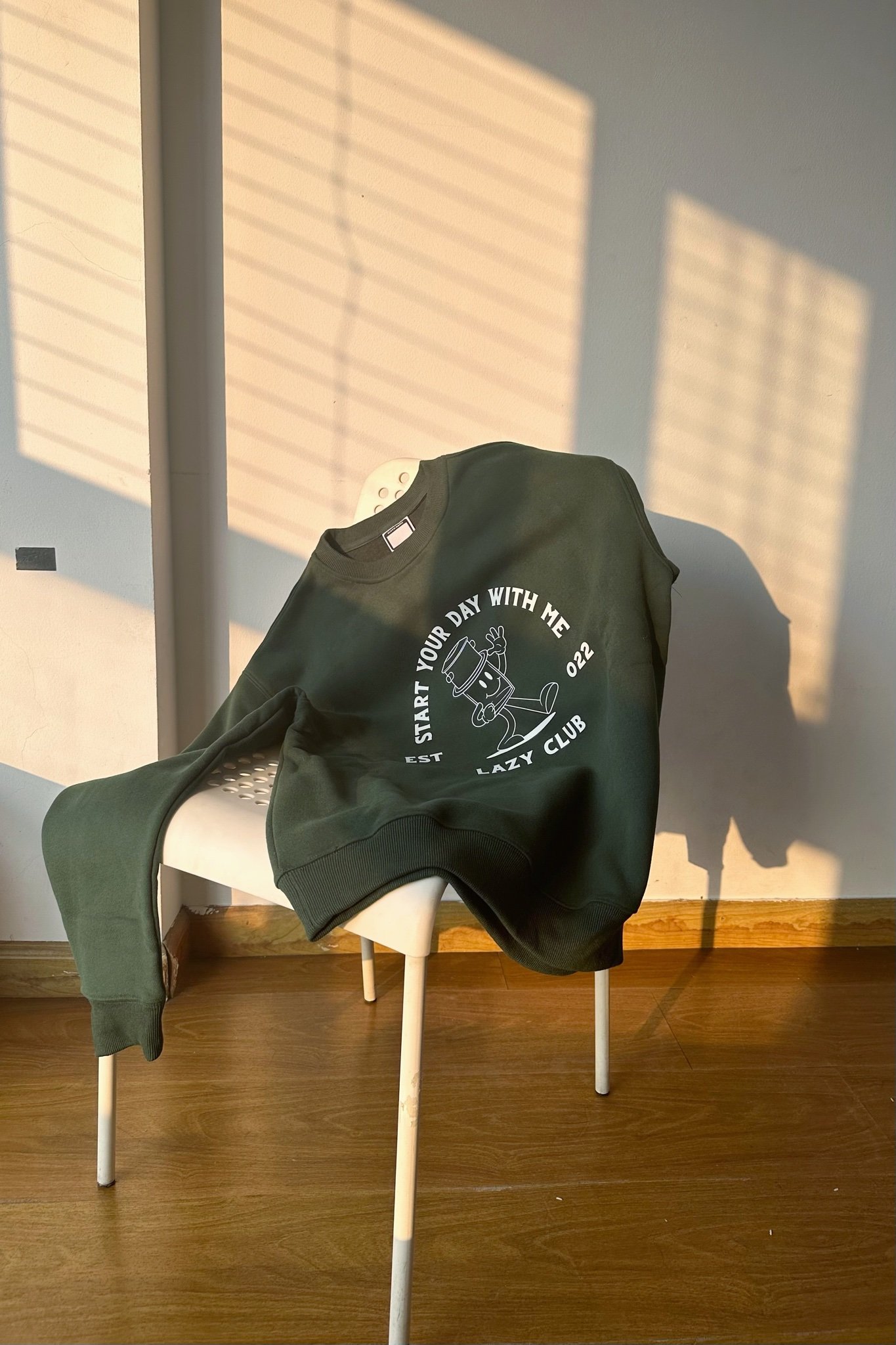 GREEN COFFEE SWEATSHIRT 