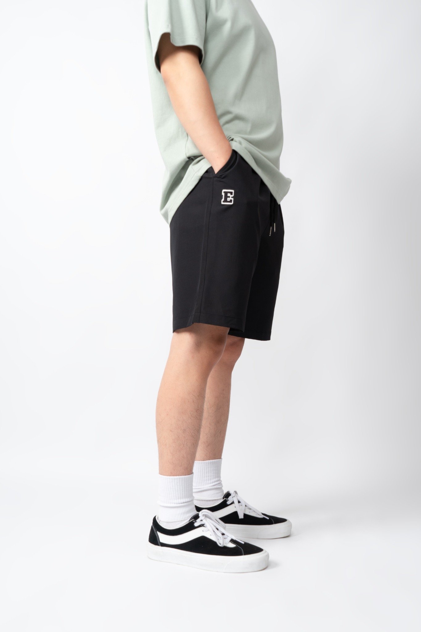  BLACK WIND E SHORTS 