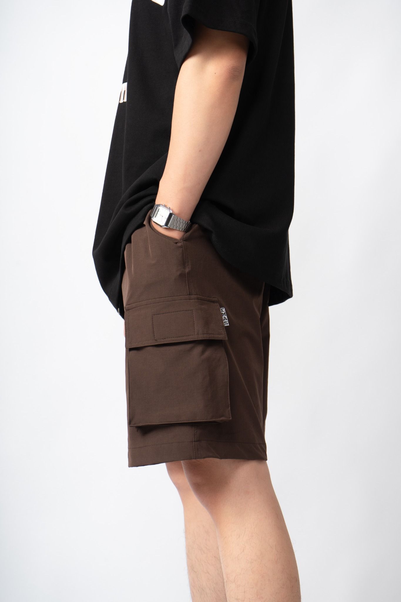  BROWN WIND CARGO SHORTS 