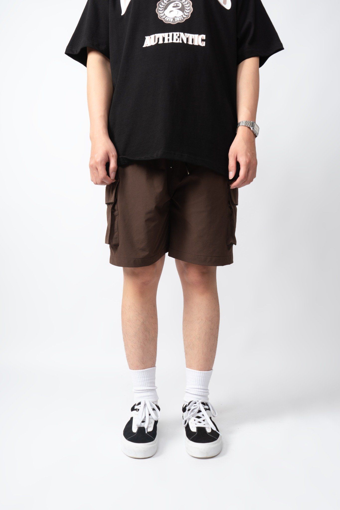 BROWN WIND CARGO SHORTS 
