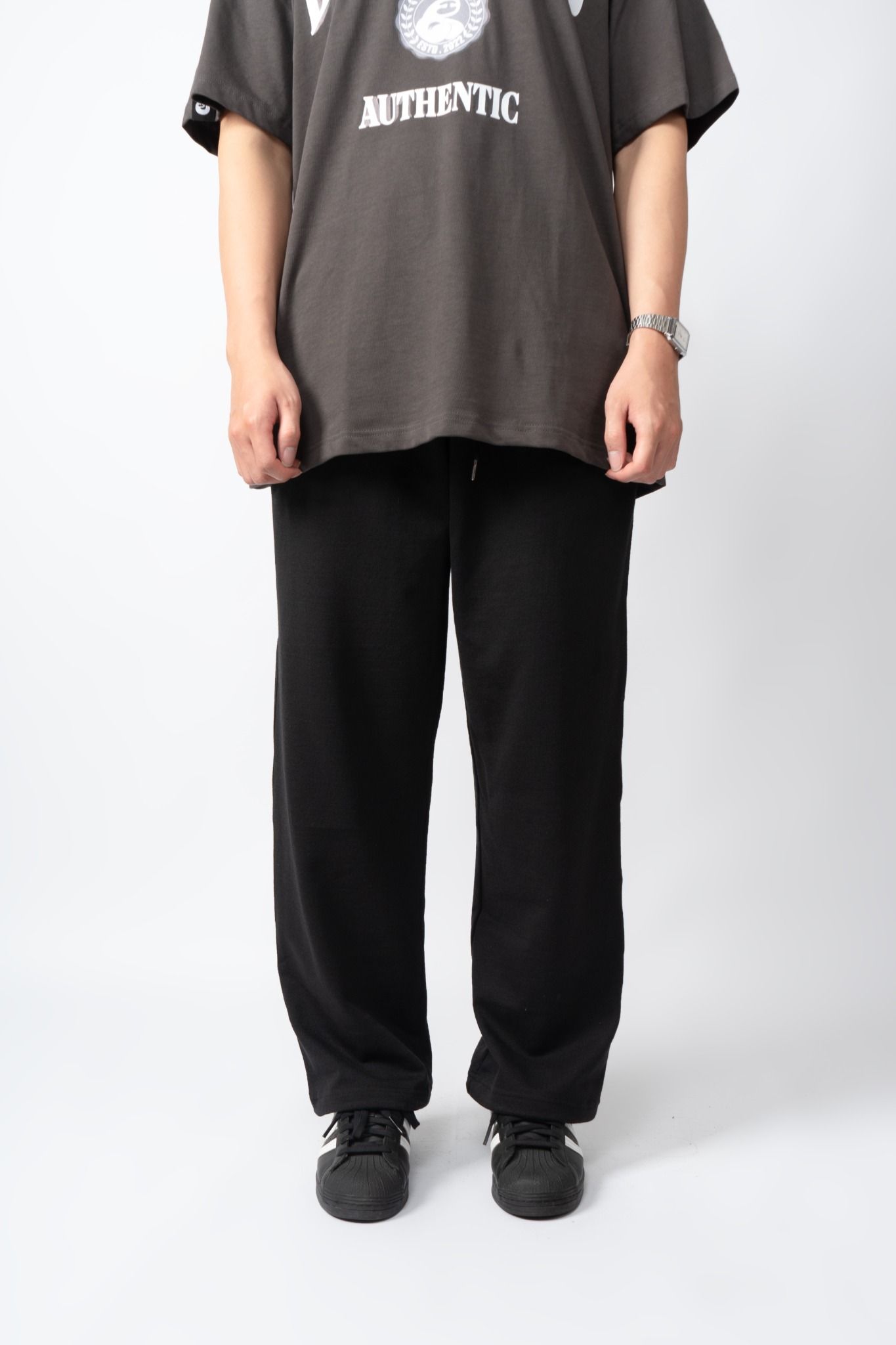 BLACK STRING V2 SWEATPANTS 