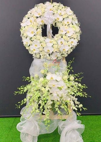 VÒNG HOA TANG LỄ ĐẸP NHẤT