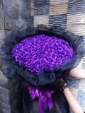 Bó Hoa Sáp 99 Bông Xanh Dương Phủ Lưới Voan | Shop Hoa Hồng Sáp Tphcm