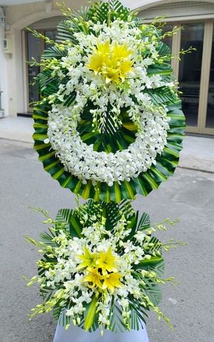 ĐẶT VÒNG HOA VIẾNG