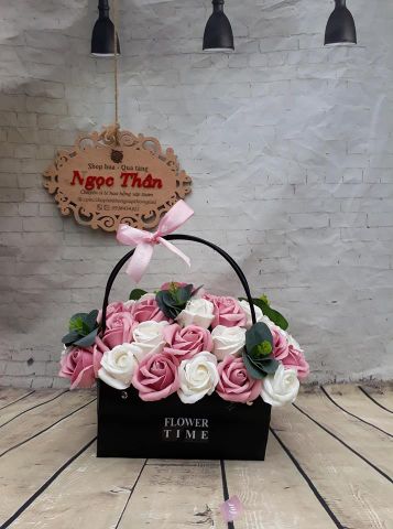 Giỏ Hoa Hồng Sáp Thơm 36 Bông