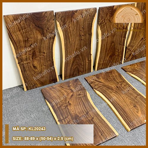 Long Saman Table KL20243
