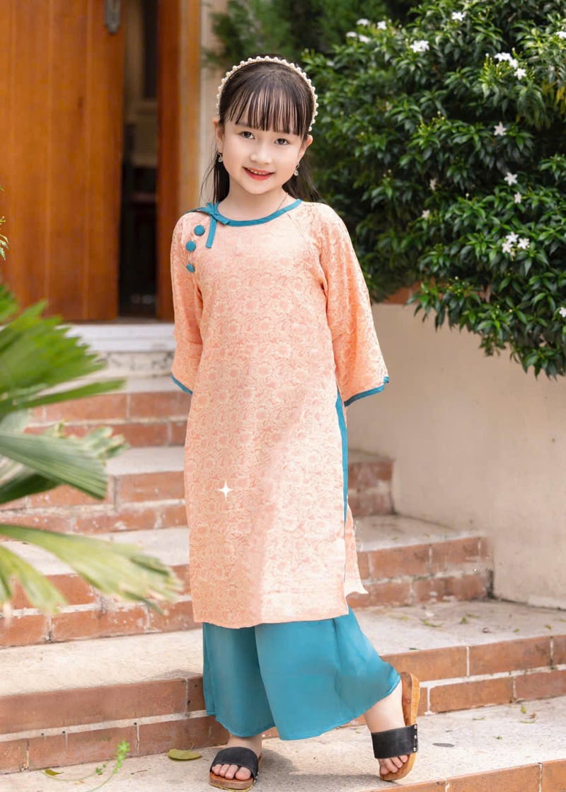 Áo dài bé gái gấm nơ