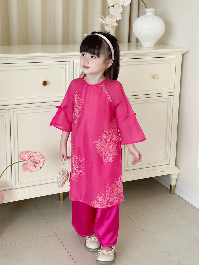 Áo dài bé gái tơ đính nơ