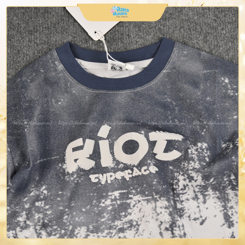 Áo thun Quảng Châu in chữ FIO