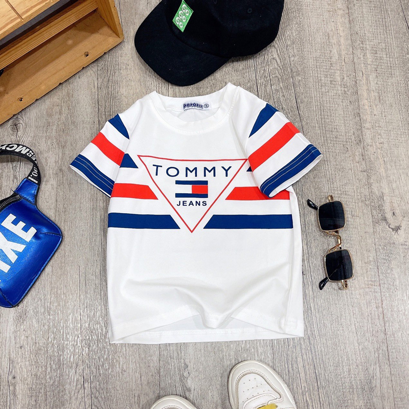 Áo thun bé trai tommy tam giác trắng