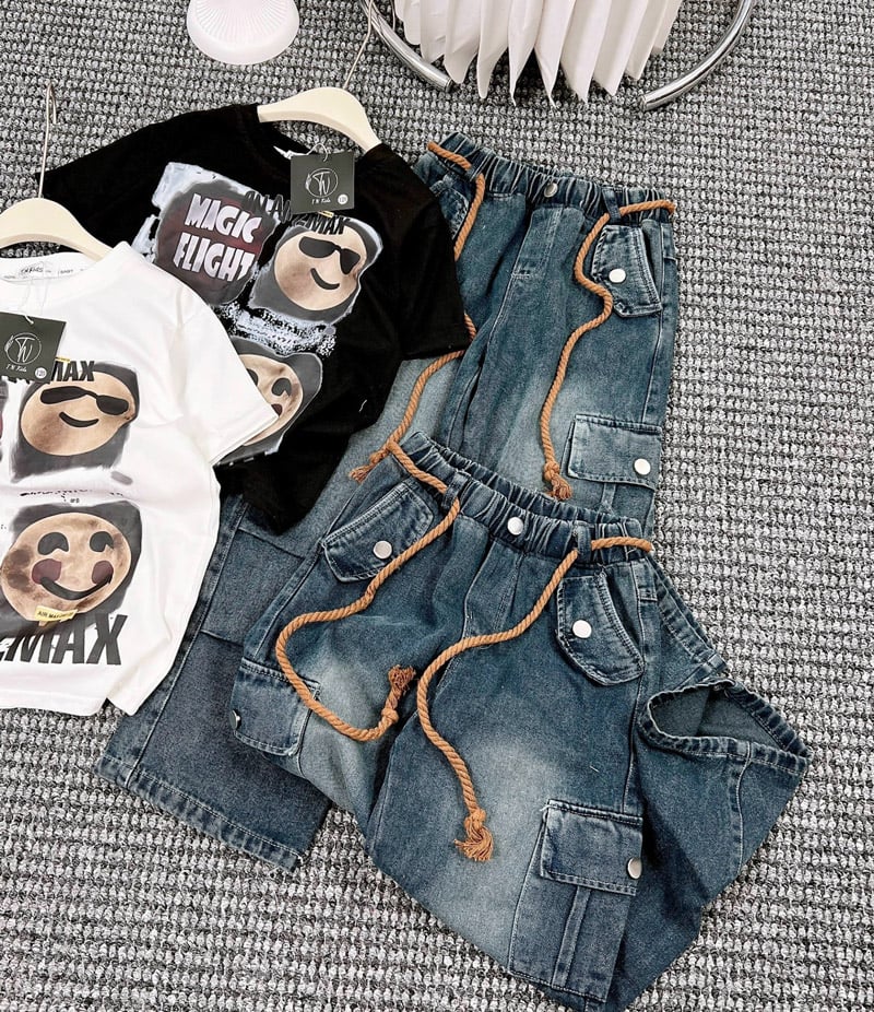 Bộ jean bé gái túi hộp Magic Flight