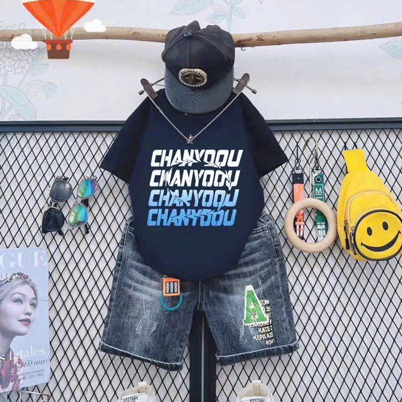 Bộ jean bé trai chữ Chanyoou