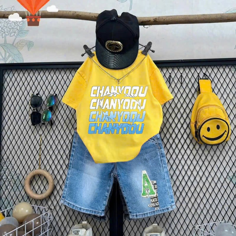 Bộ jean bé trai chữ Chanyoou