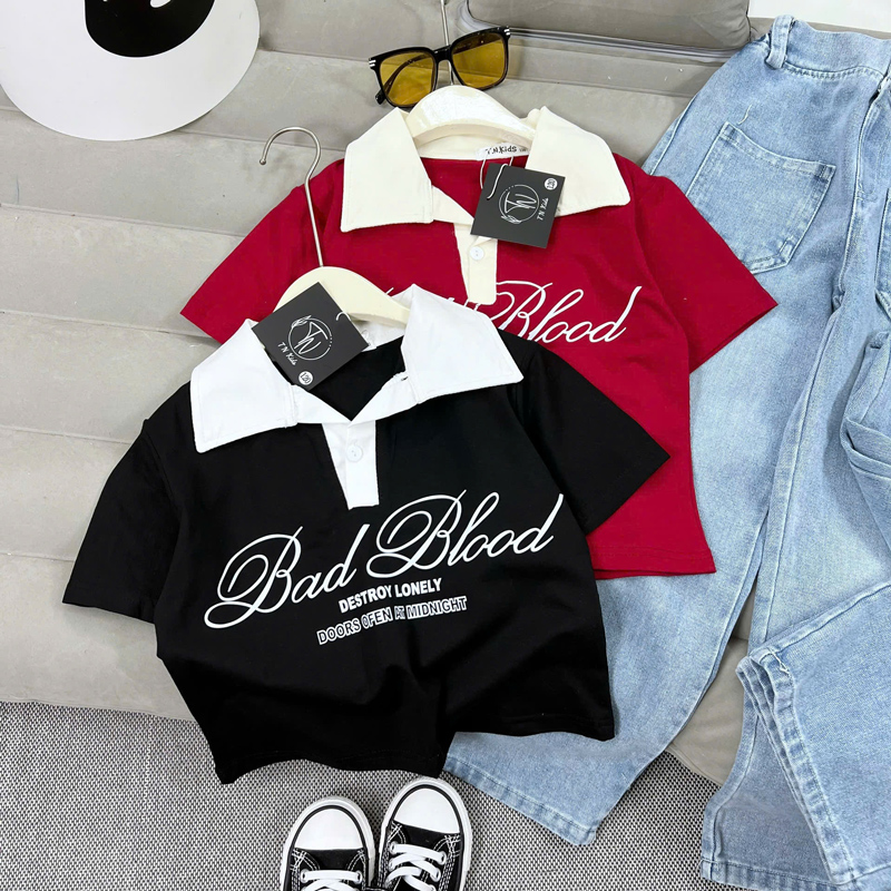 Bộ Jean cổ trụ bé gái chữ Bad