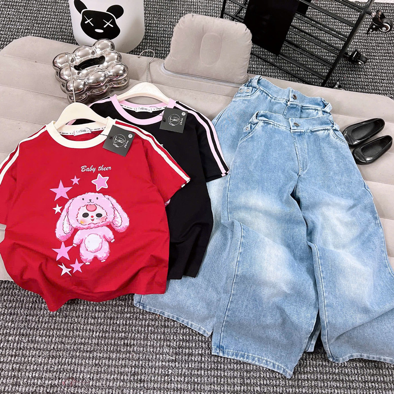 Bộ jean bé gái Baby Three ngôi sao