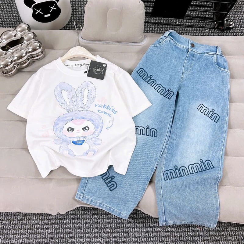 Bộ jean dài bé gái Baby Three Rabbits Town