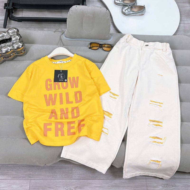 Bộ jean dài bé gái GROW WILD