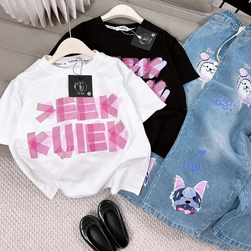 Bộ jean dài bé gái chữ Kuiek