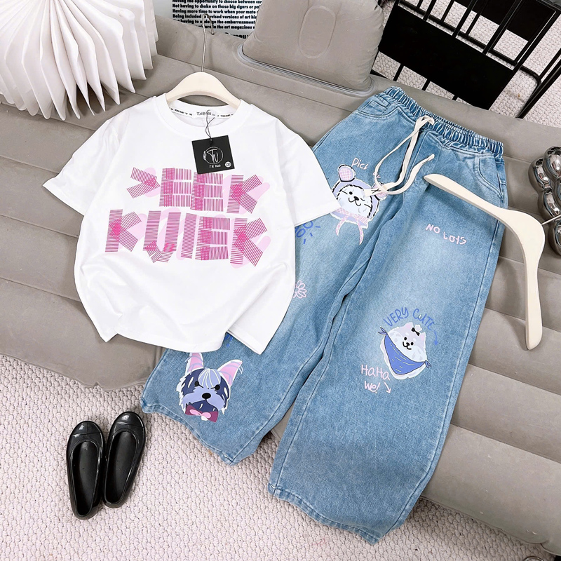 Bộ jean dài bé gái chữ Kuiek