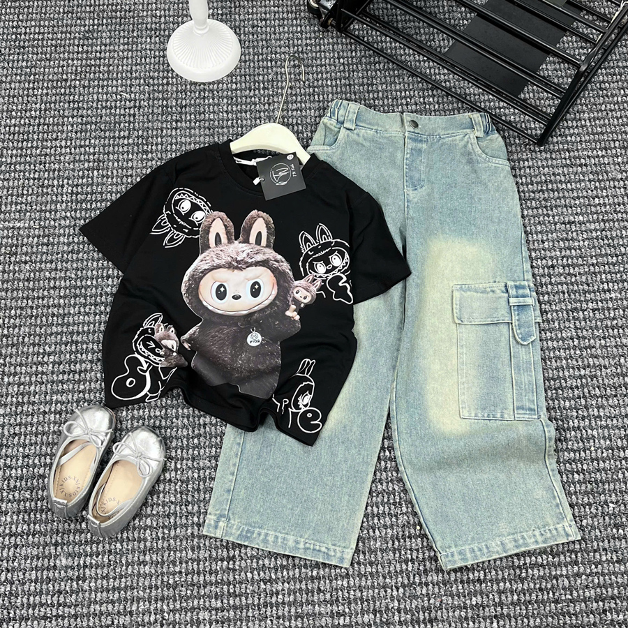 Bộ jean dài bé gái Labubu túi hộp