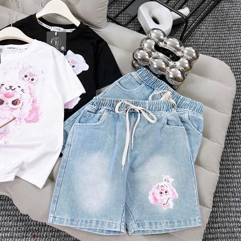 Bộ jean bé gái ngố Baby Three