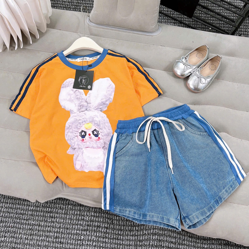 Bộ short jean bé gái Thỏ Thị Trấn