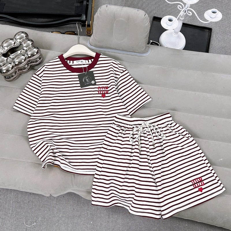 Bộ short thun bé gái sọc Miu