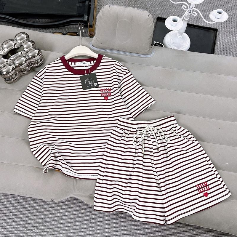 Bộ short thun bé gái sọc Miu