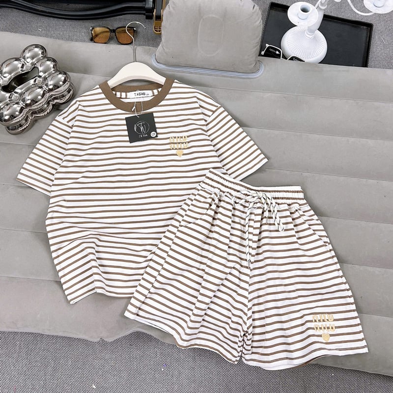 Bộ short thun bé gái sọc Miu