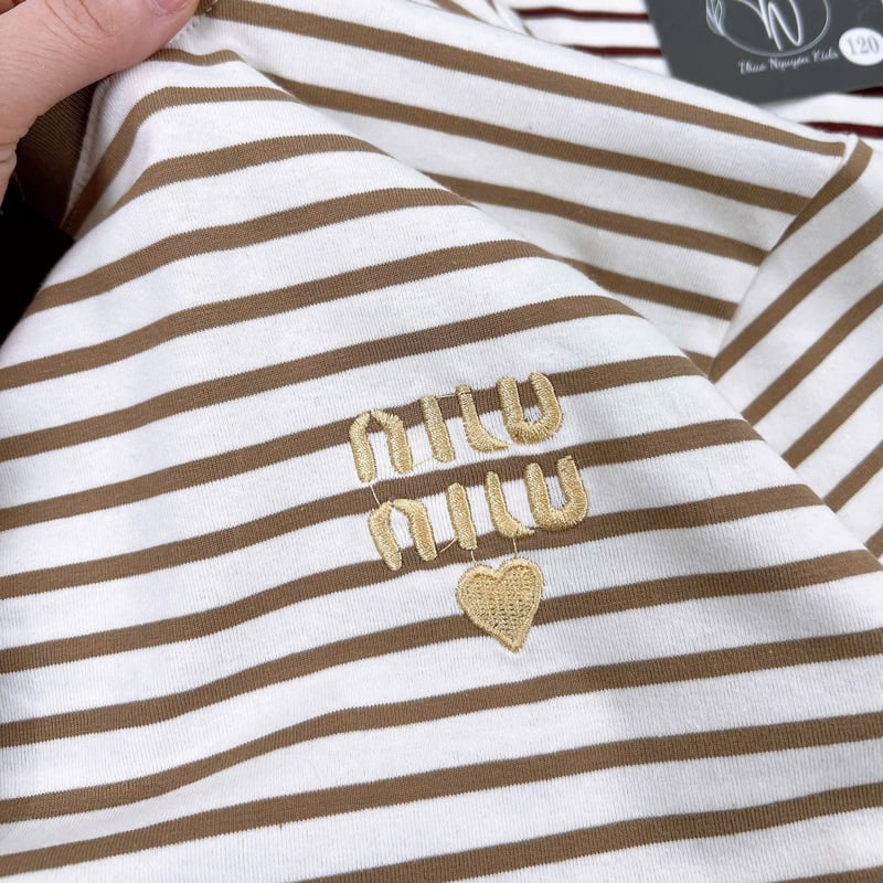 Bộ short thun bé gái sọc Miu