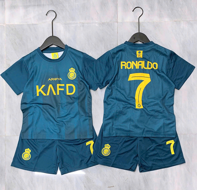 Bộ thể thao bé trai Ronaldo