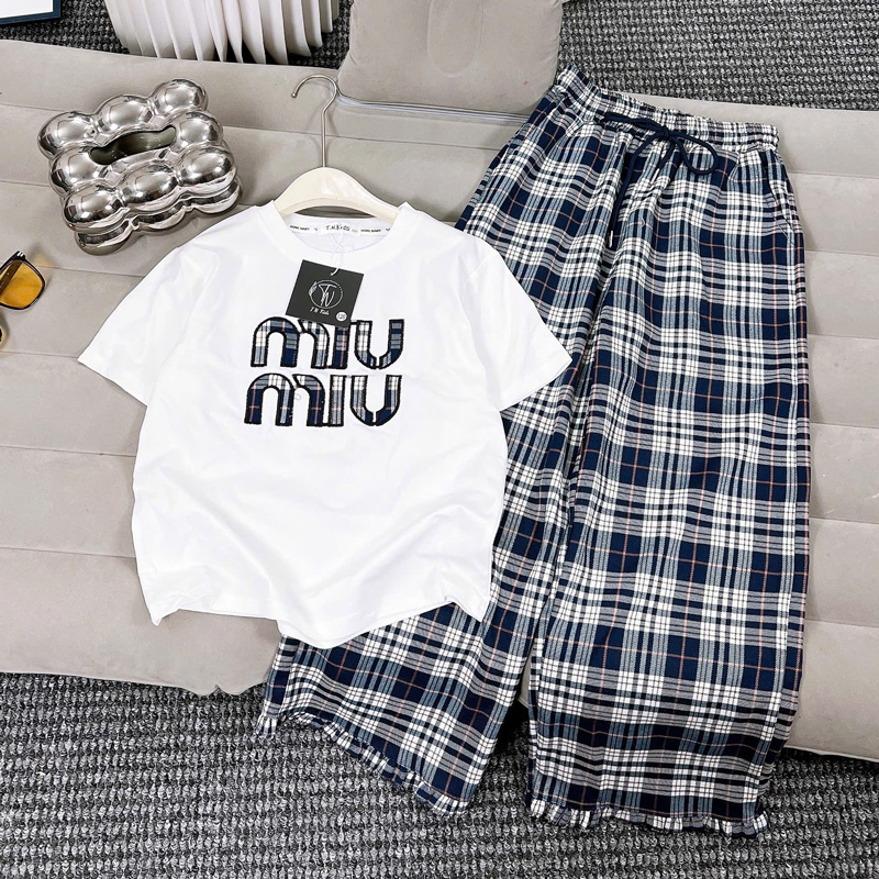 Bộ thun dài sọc bé gái Miu Miu