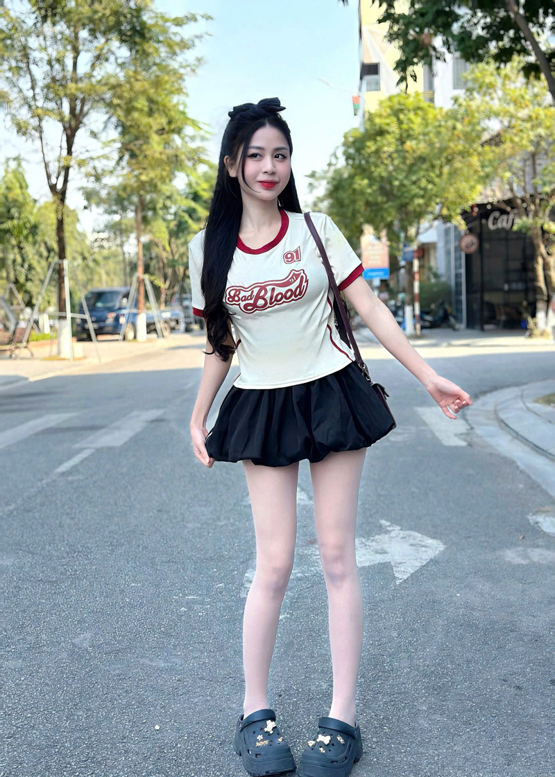 Bộ váy bí bé gái Bad Blood