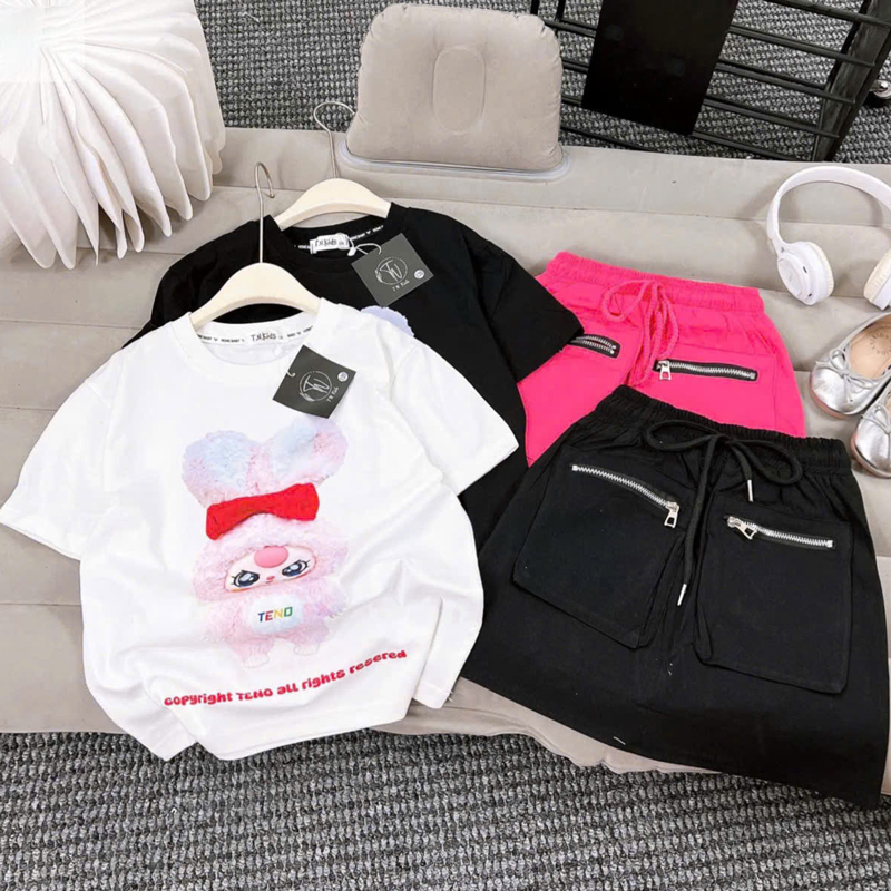 Bộ váy kaki bé gái Baby Three