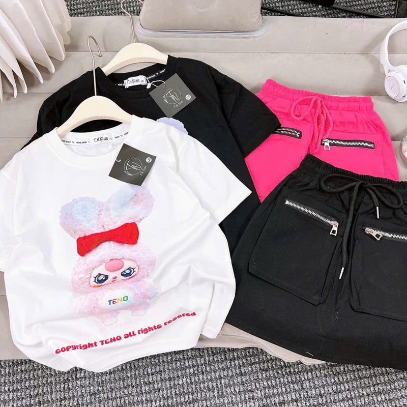 Bộ váy kaki bé gái Baby Three