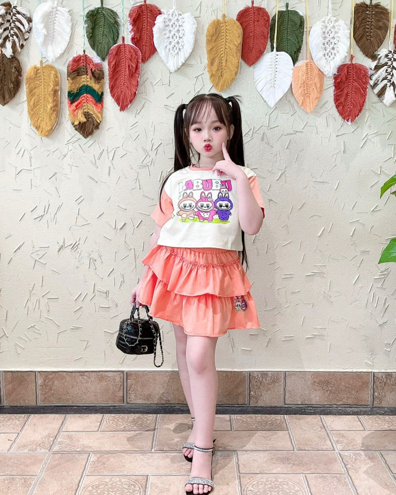 Bộ váy tầng bé gái Labubu