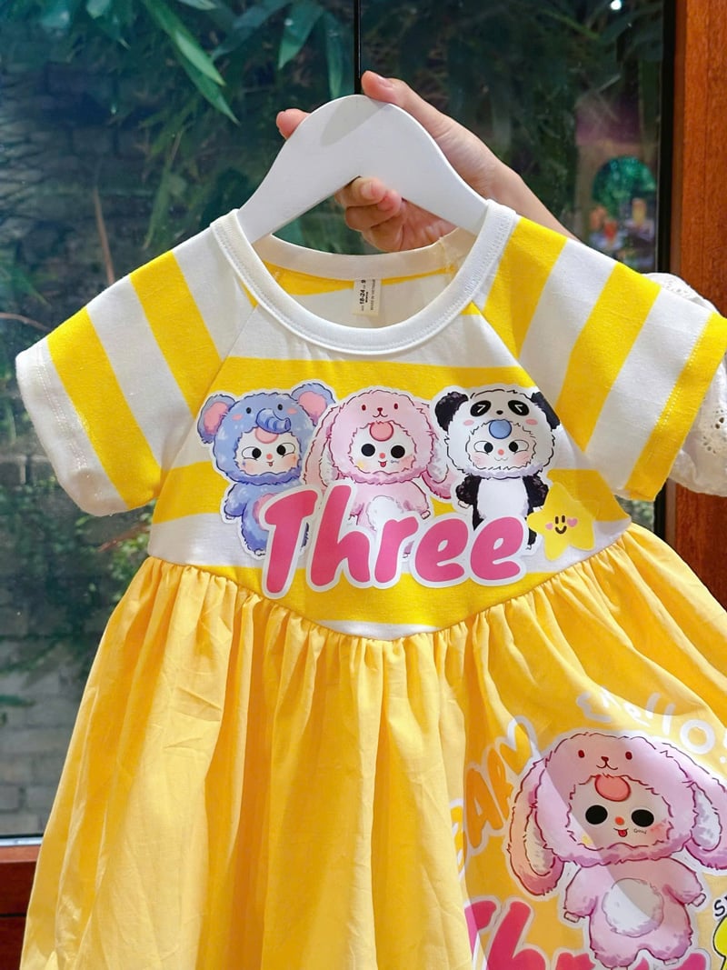 Đầm bé gái Baby Three Smile